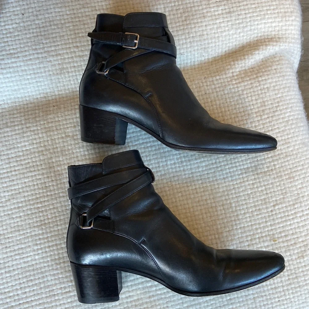 Saint Laurent black leather ankle booties size 40 - Picture 1 of 6